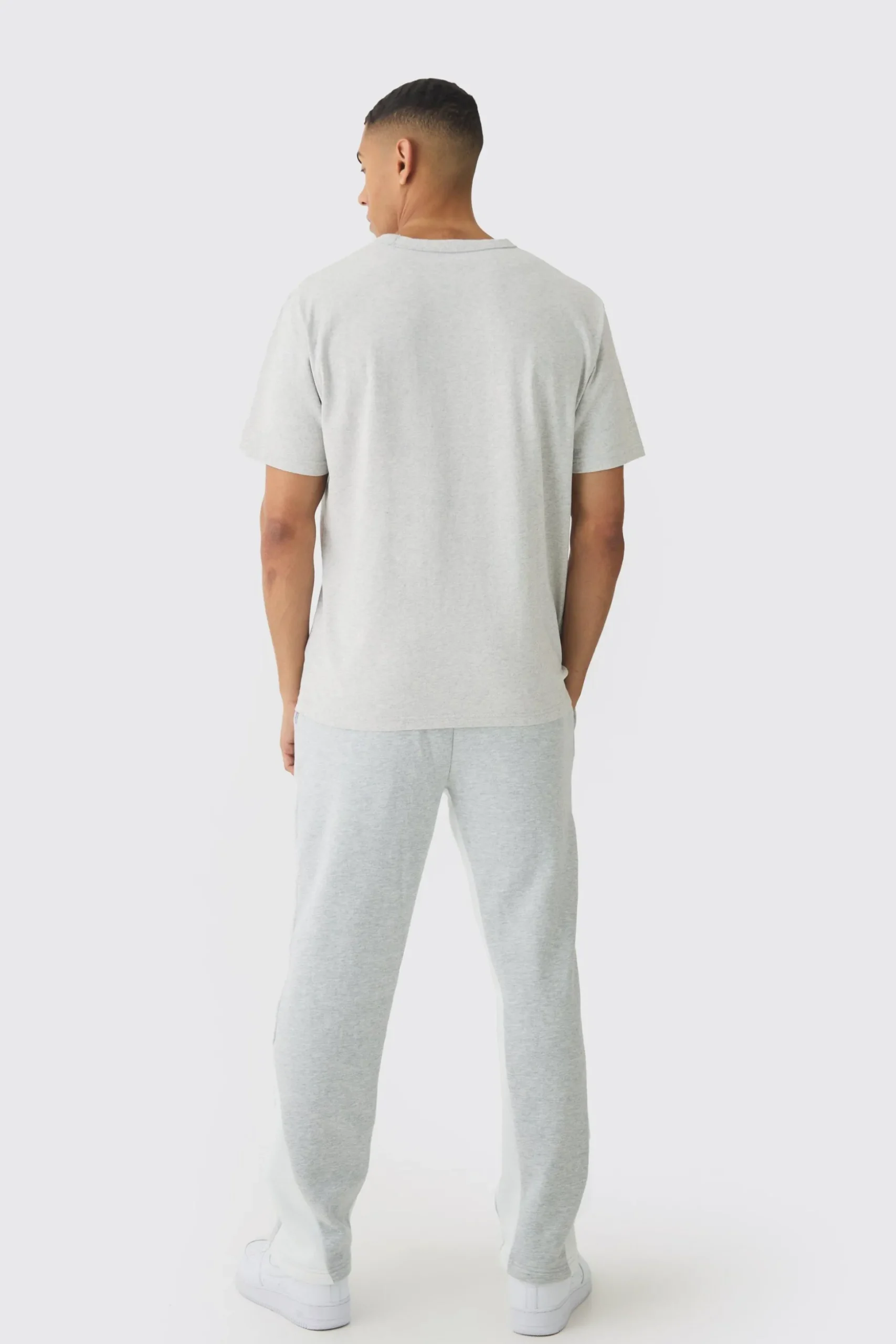 Worldwide Embroidered Contrast Stitch Gusset Jogger | BoohooMAN UK