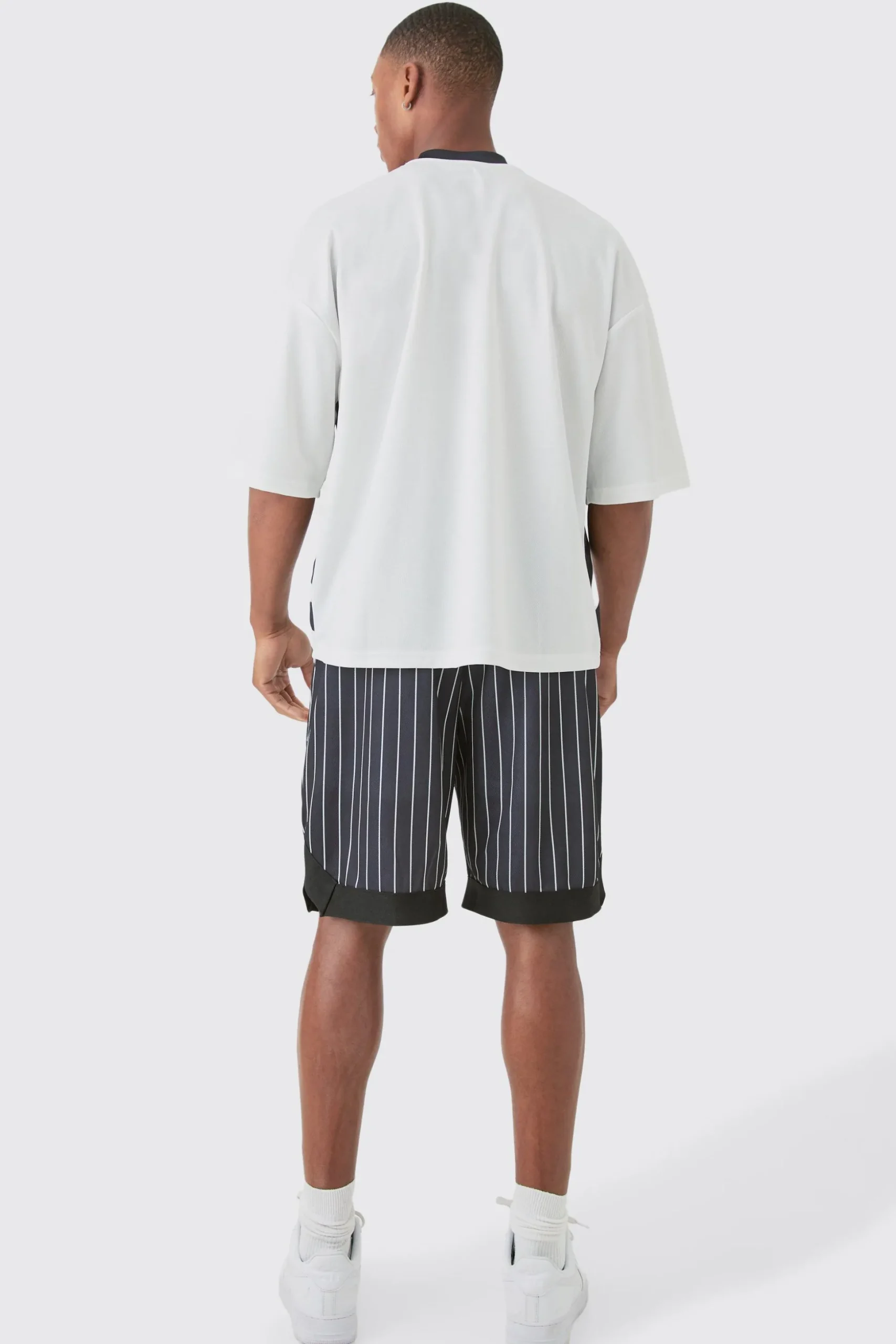 Worldwide Stripe Basketball Mesh Shorts | BoohooMAN UK